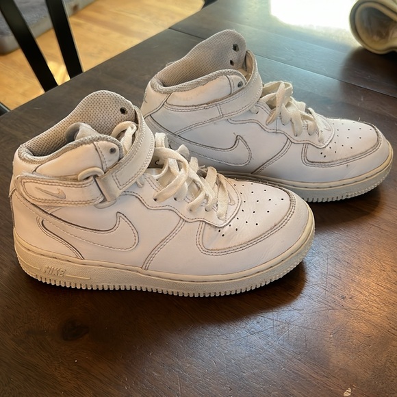 Nike Air Force 1 Mid White - Kid size 1Y - Picture 3 of 9